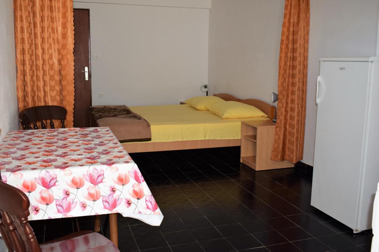 Apartments By The Sea Kabli, Peljesac - 10225 Brijesta Buitenkant foto