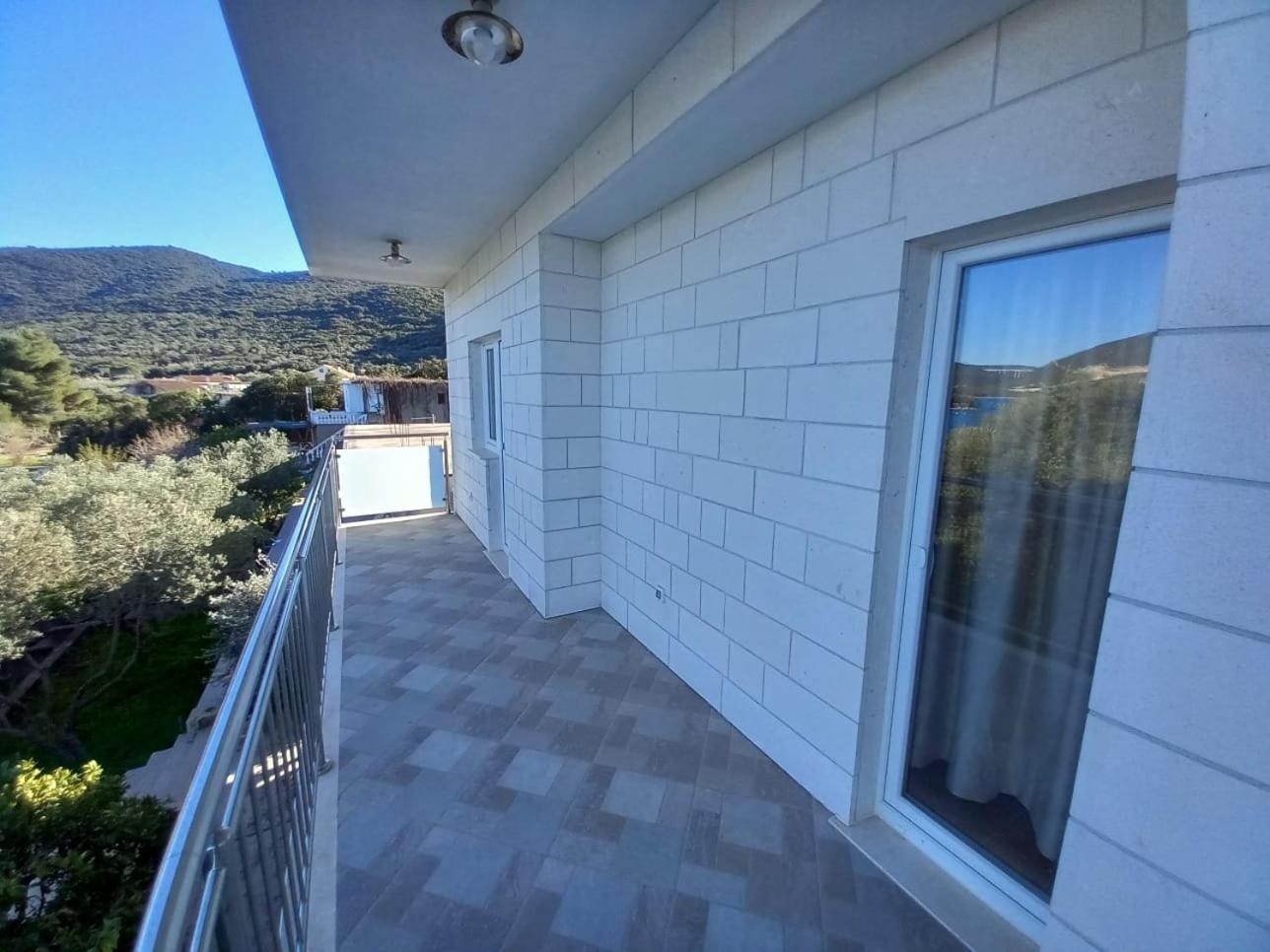 Apartments By The Sea Kabli, Peljesac - 10225 Brijesta Buitenkant foto